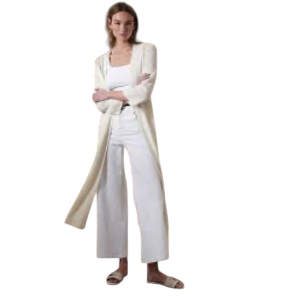 Banana Republic Wide Trim Duster in “Snow Day”  SOLD OUT  Size Large